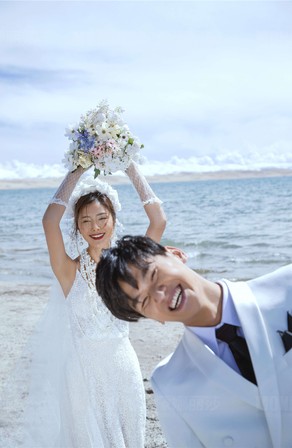 【满目星河皆是你】