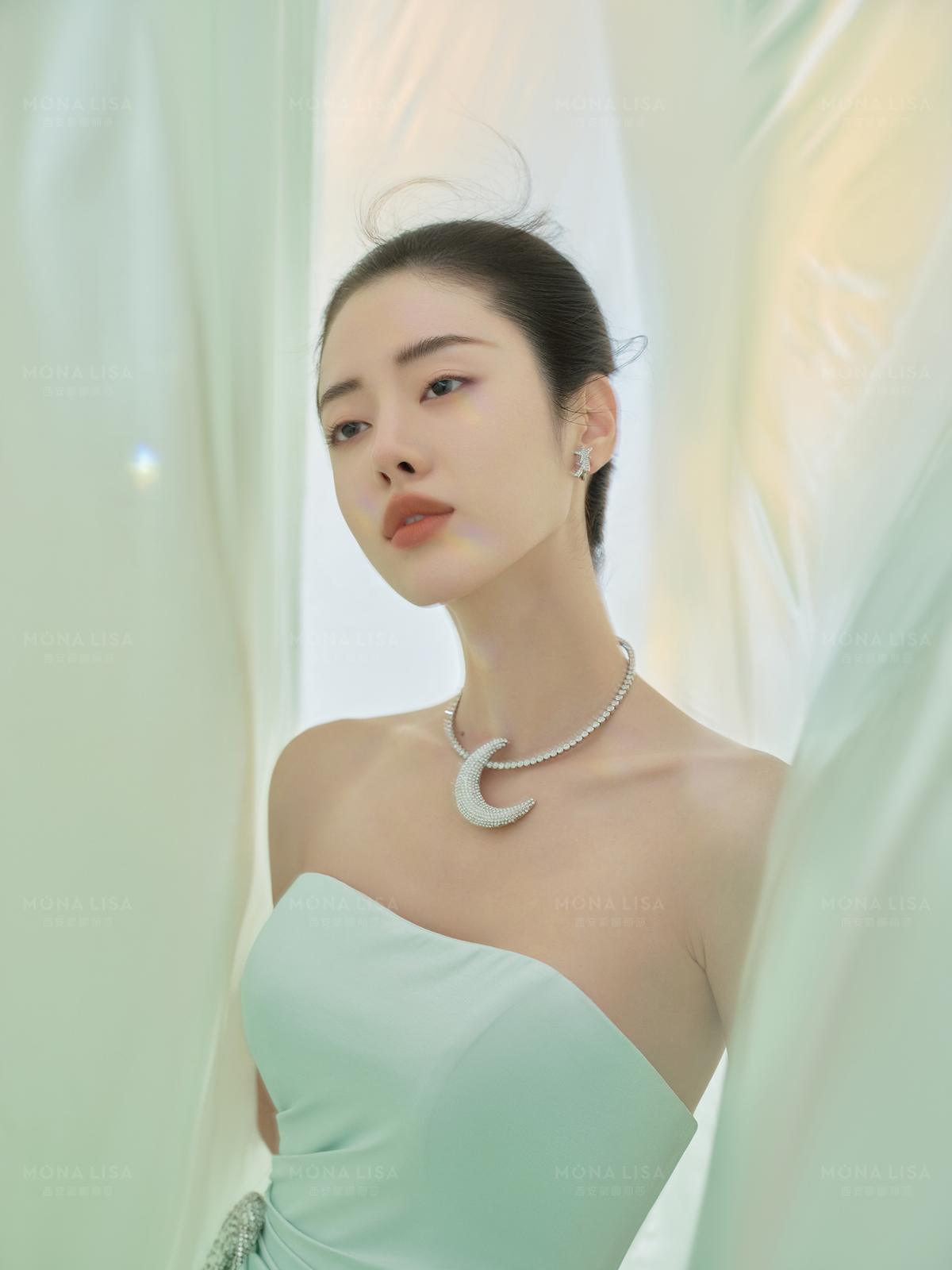 10.1 l礼服1879 拷贝.jpg