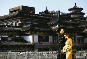 琉光年华-高定国韵杂志风 西安婚纱照哪家好