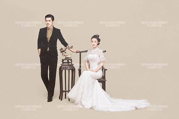 中式婚礼新郎穿什么