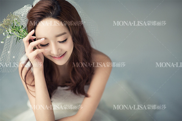 盘点那些婚礼必备的华丽新娘配饰