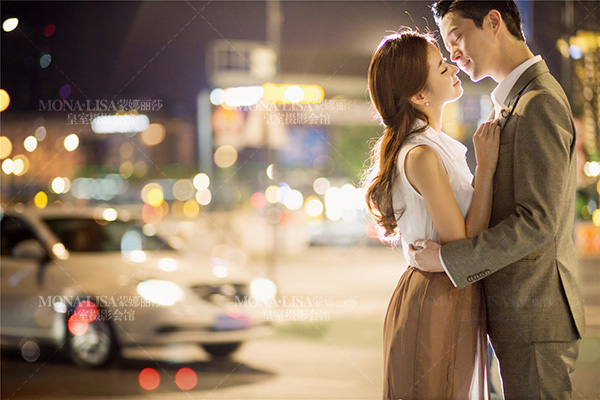 西安婚纱摄影夜景婚纱照怎么拍好看?