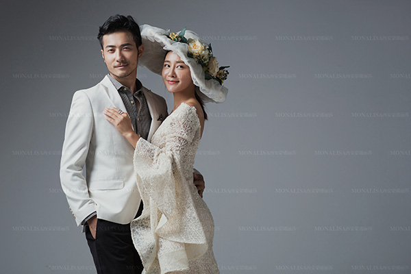 西安婚纱摄影怎样的姿势拍婚纱照好看